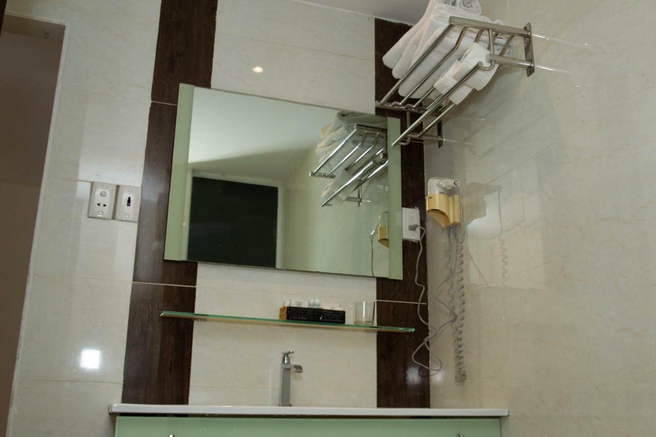 Aha Thanh Long Tan Hotel Хошимин Экстерьер фото